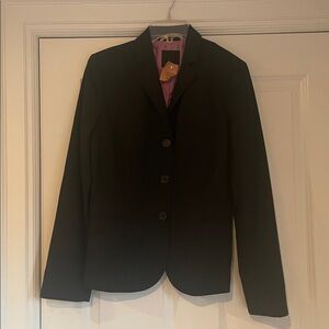 The limited black blazer size 6 three button classic jacket